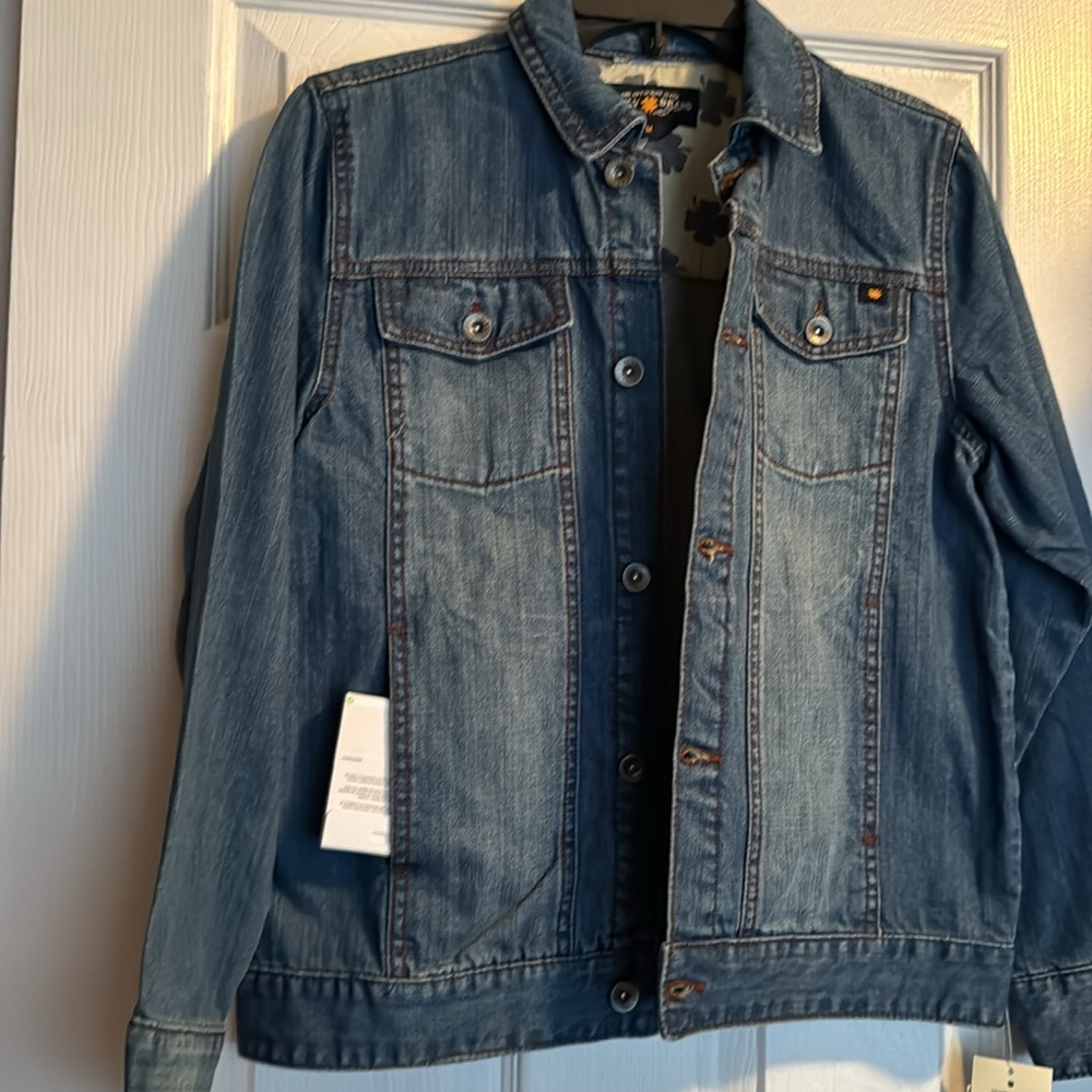Ladies new Lucky Brand jean jacket.